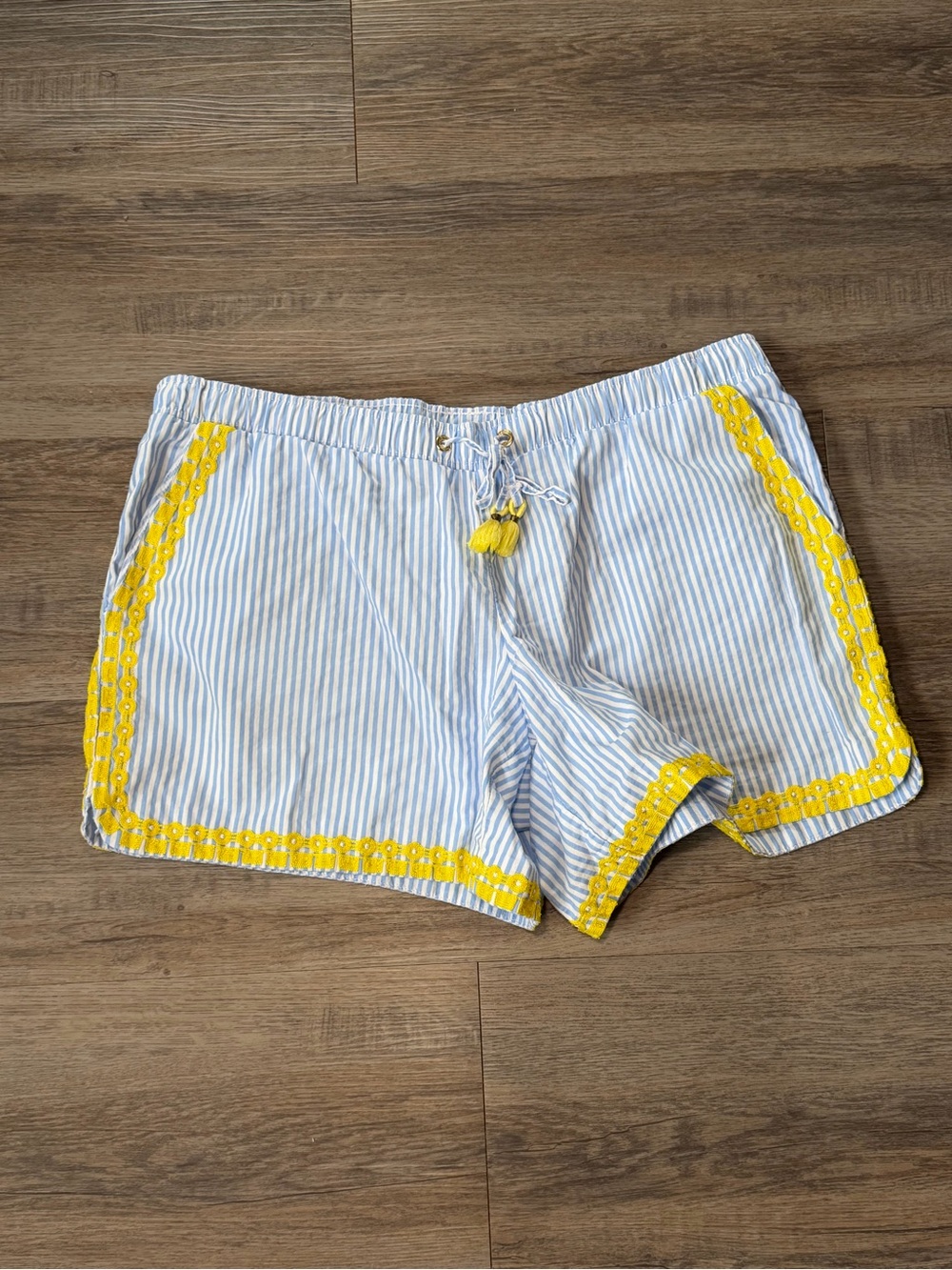Lilly Pulitzer Blue and White Striped Drawstring Shorts with Yellow Trim Women L